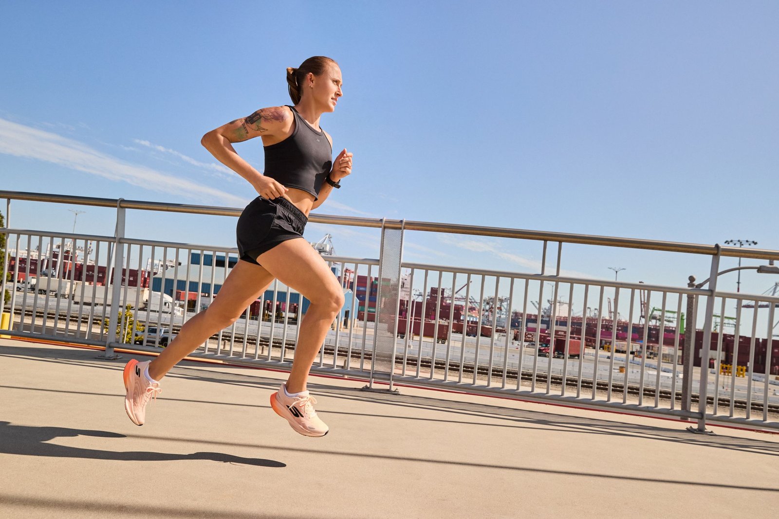 Skechers Signs Shelby Houlihan as It Steps Up Its Elite Running Push