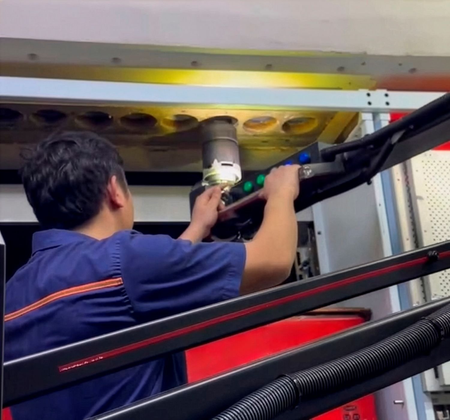 Barmag Targets Spinning Plant Efficiency with Automated Maintenance Solutions