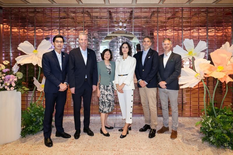 Pandora Opens Asia Headquarters in Singapore