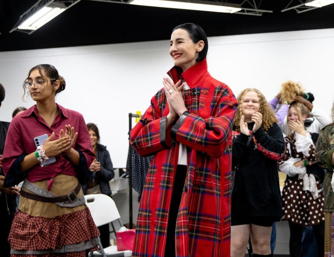 Supermodel Erin O’Connor Joins Students to Celebrate Upcycled Fashion