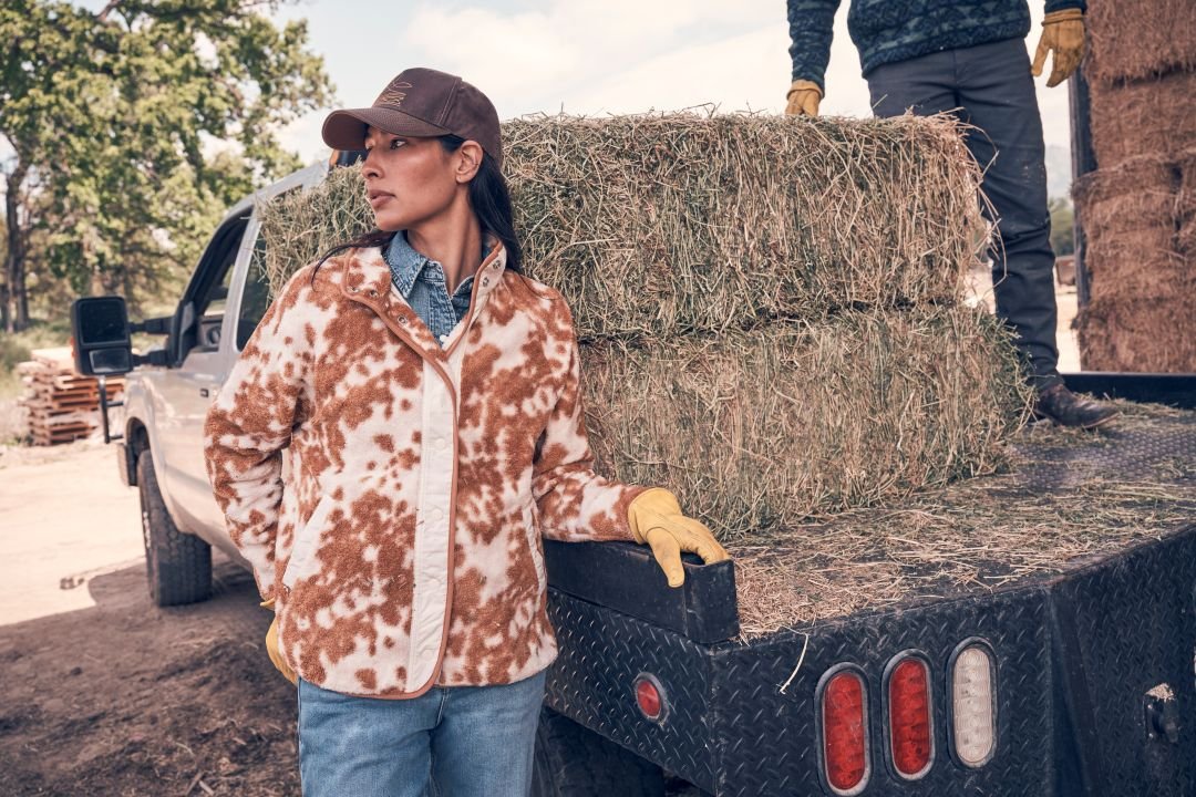 Wrangler Launches Hay Away™ Debris-Repellent Sherpa