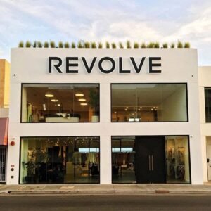 REVOLVE Double-Digit Q2 Growth: Tariff Windfalls and High-Impact Collaborations Propel Luxury E-commerce revolve 3